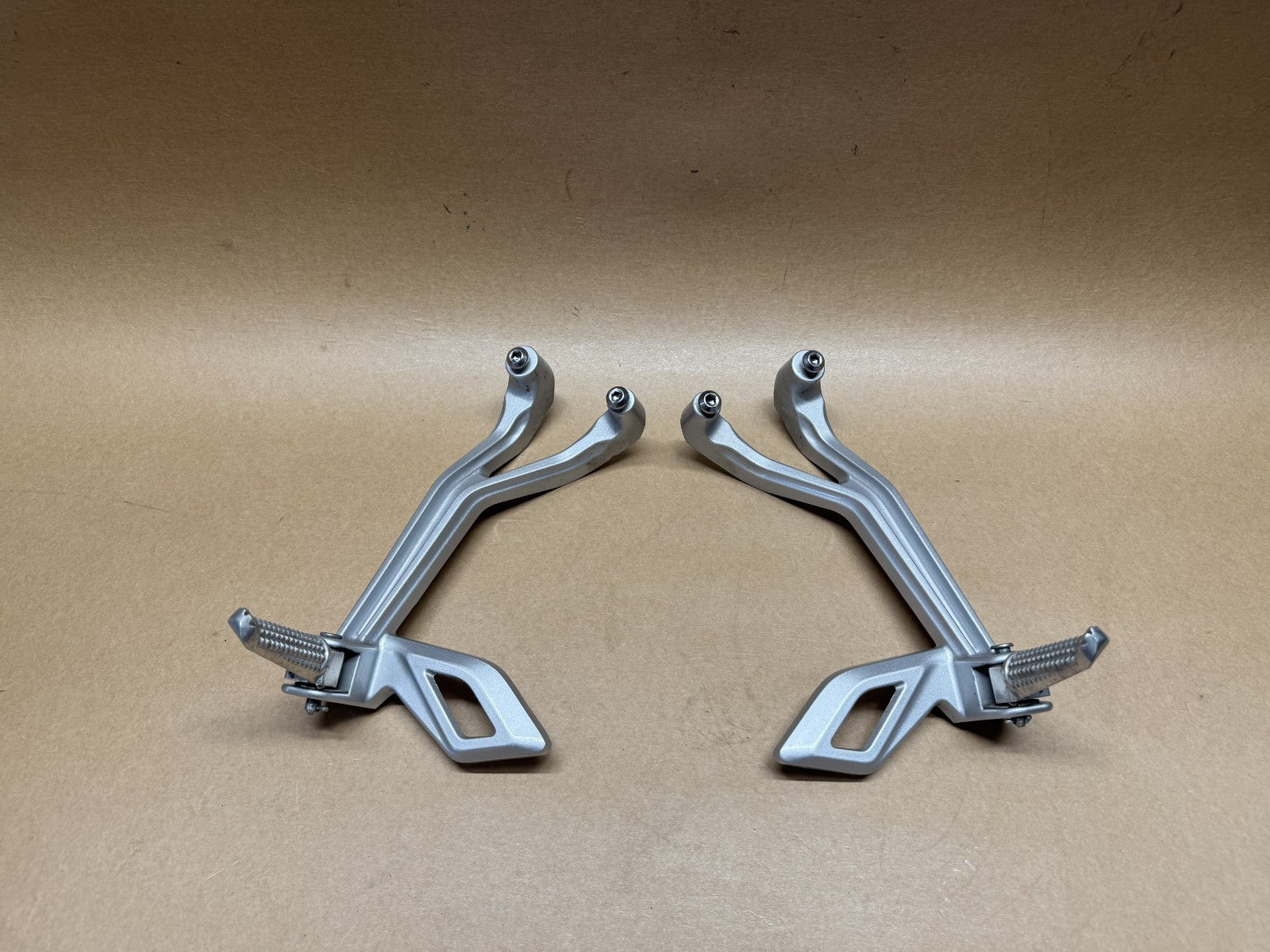 Yamaha YZF R125 2019 - 2022 Rear Left & Right Foot Peg Foot rest
