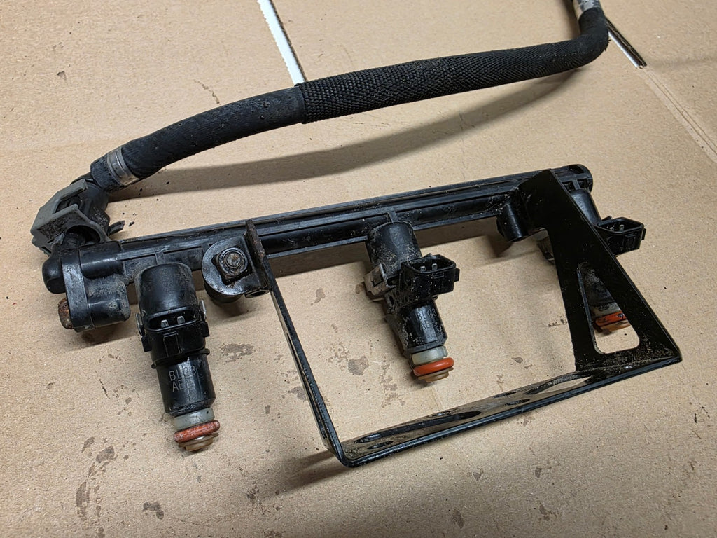 2007 - 2012 Triumph Tiger 1050 Fuel Injectors