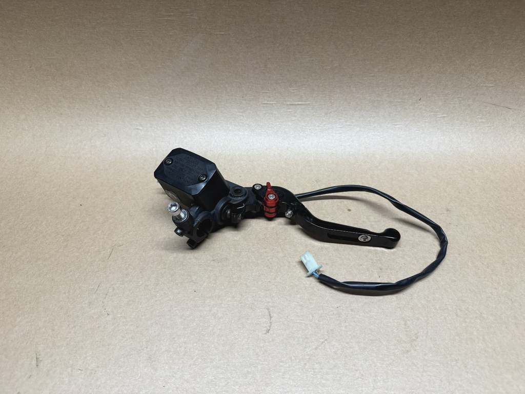 Ducati Monster 821 2014 (2014 - 2016) Front Brake Master Cylinder