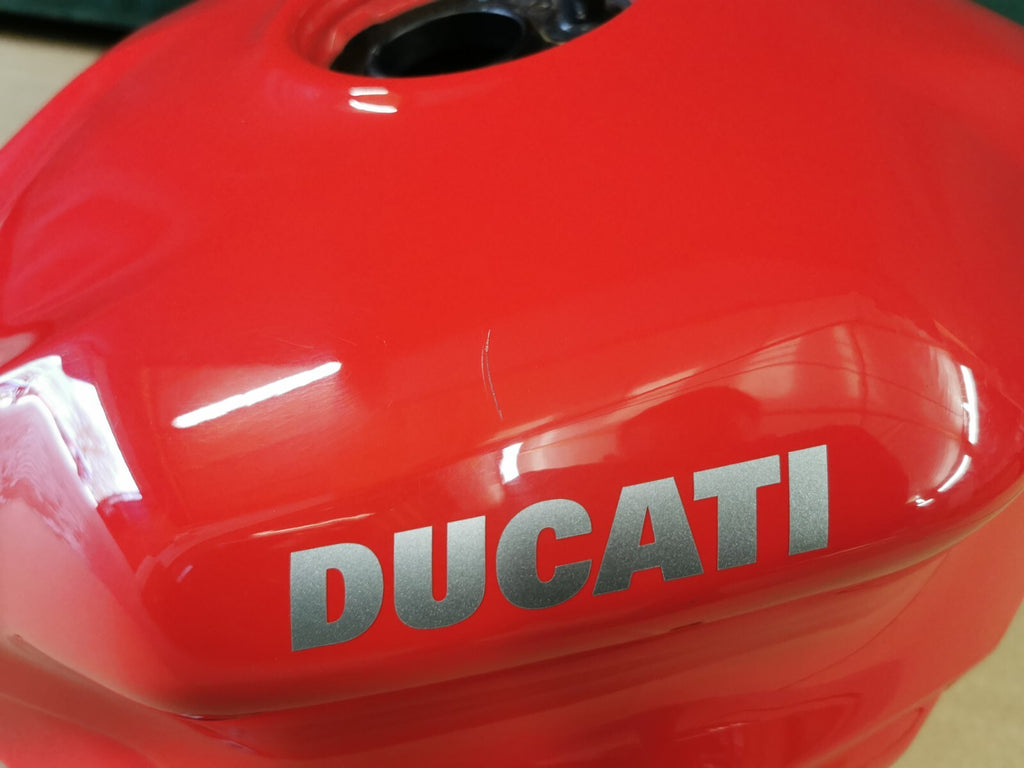 OEM Fuel Tank in Red Ducati Supersport 939 2018 (2017 - 2021)