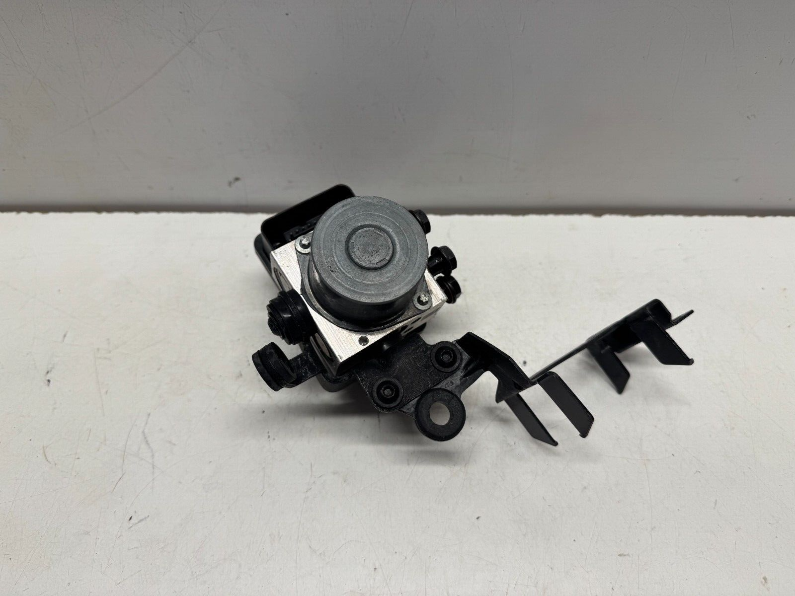 ABS Pump Unit Ducati Supersport 939 2018 (2017 - 2021)