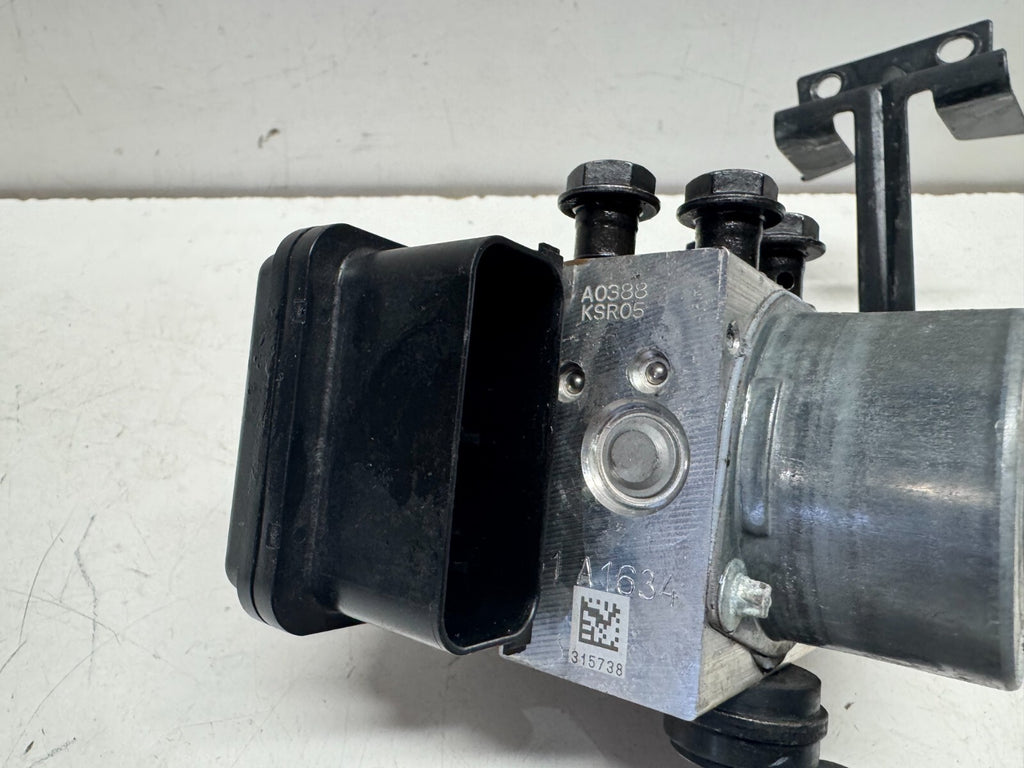 ABS Pump Unit Ducati Supersport 939 2018 (2017 - 2021)