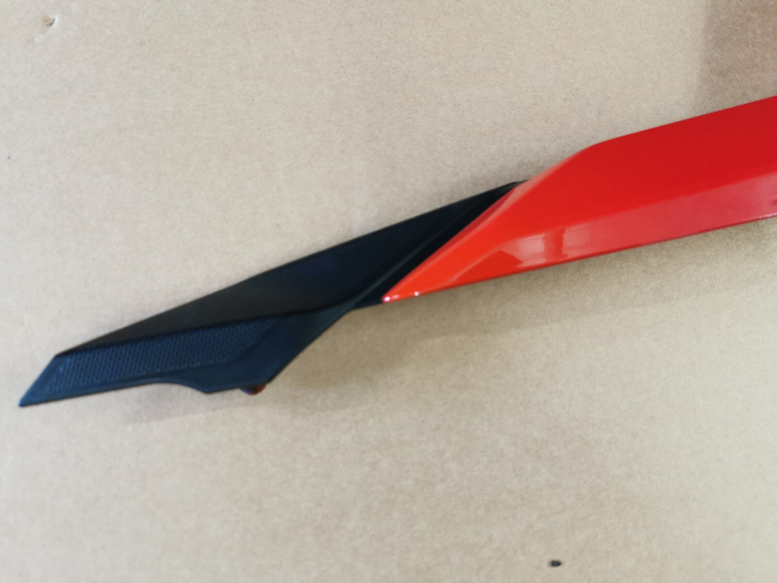 Left Rear Seat Fairing Panel in Red Ducati Supersport 939 2018 (2017 - 2021)