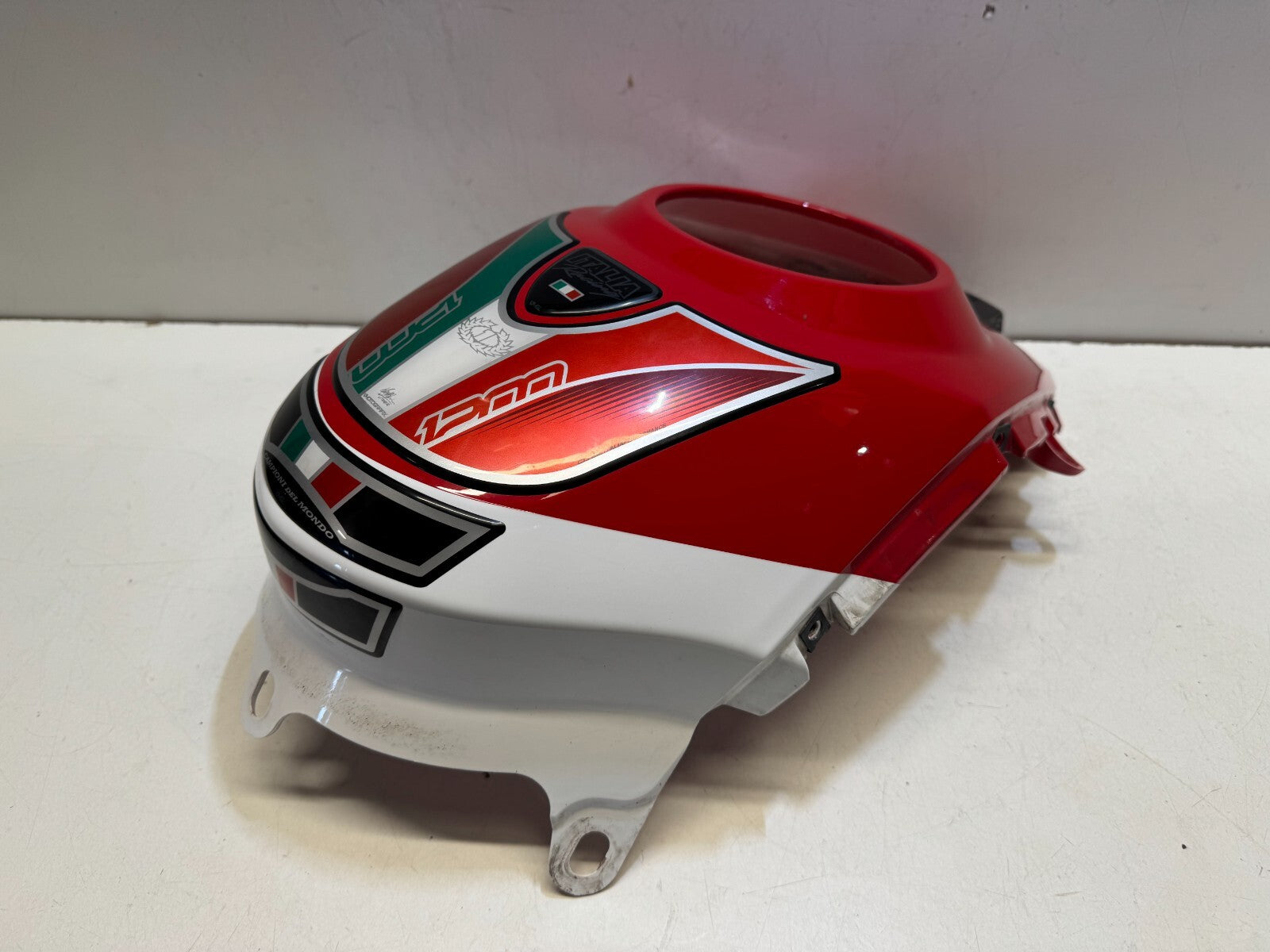 Central Tank Cover Panel Ducati Multistrada 1200 S 2013