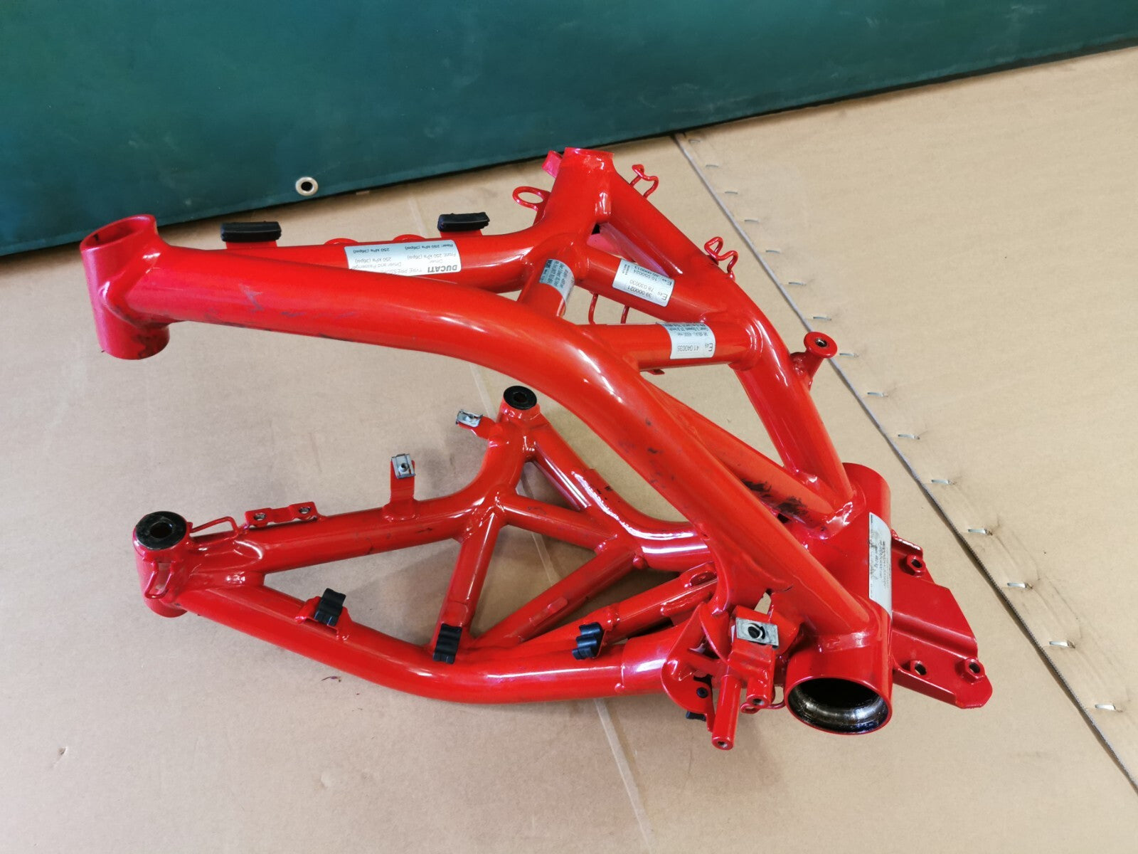 Main Frame Chasis in Red Ducati Supersport 939 2018 (2017 - 2021)