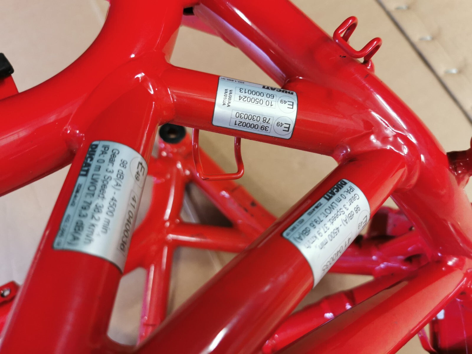 Main Frame Chasis in Red Ducati Supersport 939 2018 (2017 - 2021)