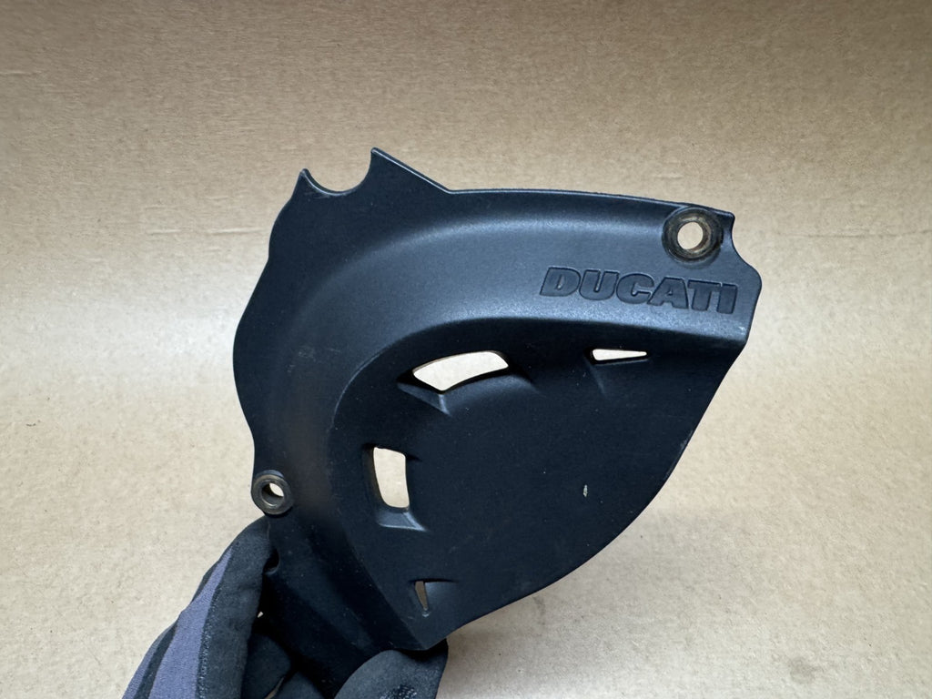 Ducati Monster 821 2014 (2014 - 2016) Sprocket Cover