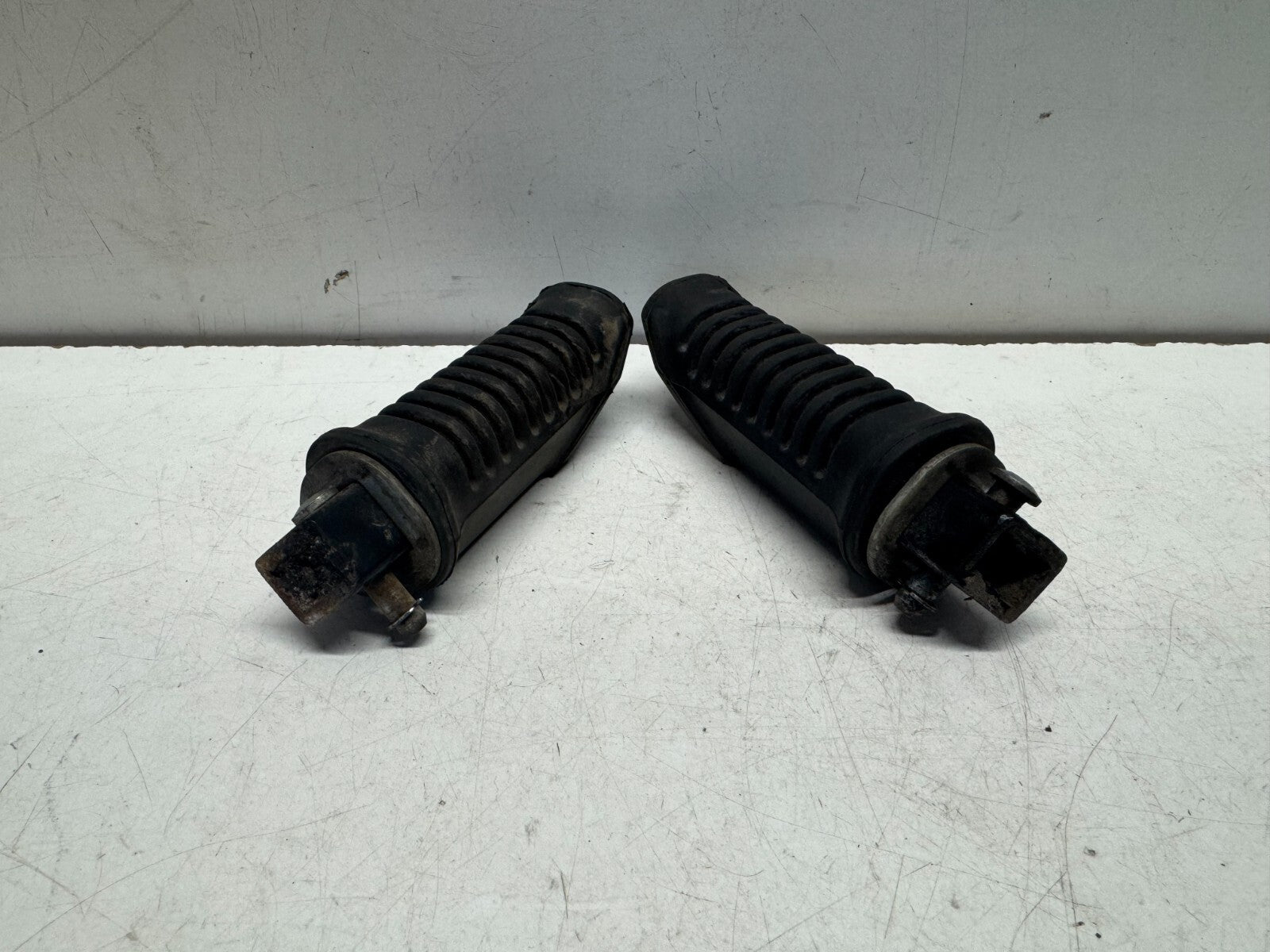 Rear Right & Left Foot Pegs Suzuki Address 110 UK110 2021