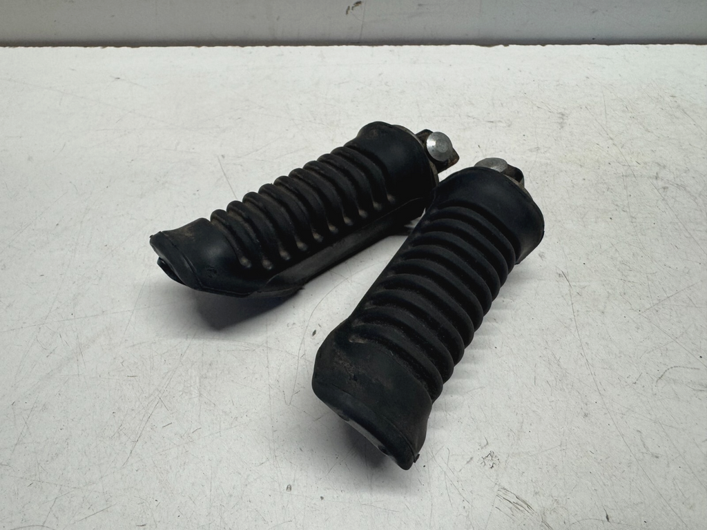 Rear Right & Left Foot Pegs Suzuki Address 110 UK110 2021