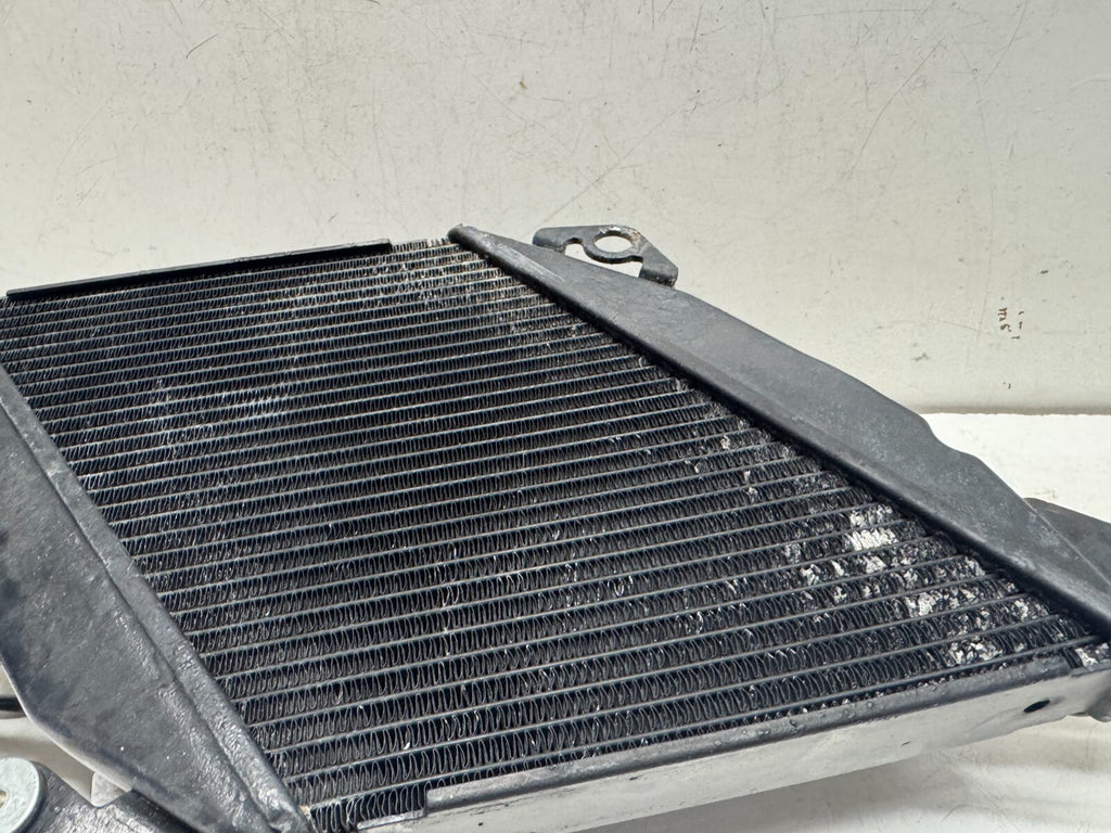 Right Radiator + Fan Ducati 1200 Diavel 2011 (2011 - 2014)