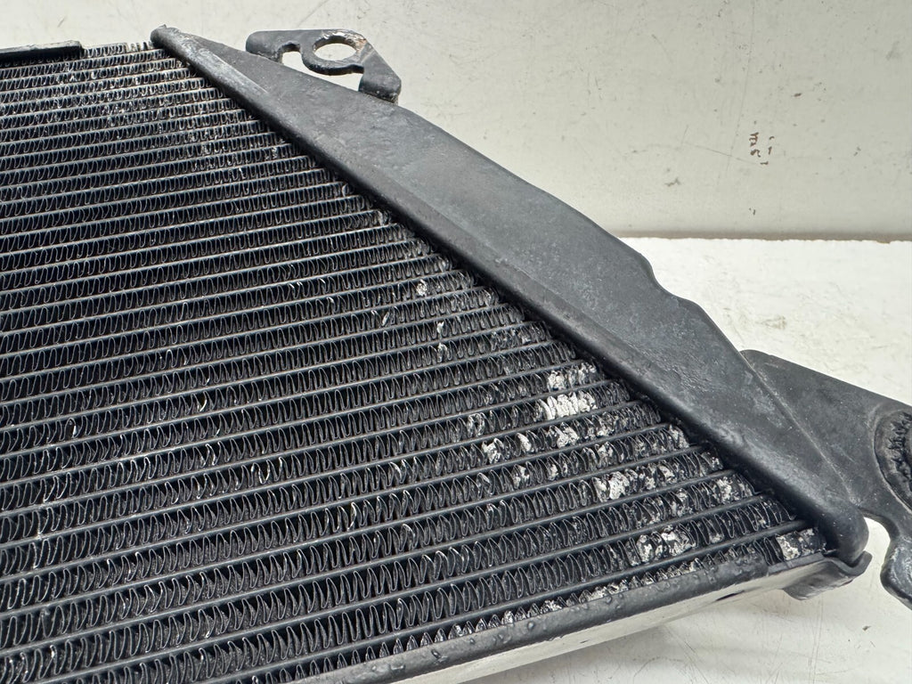 Right Radiator + Fan Ducati 1200 Diavel 2011 (2011 - 2014)