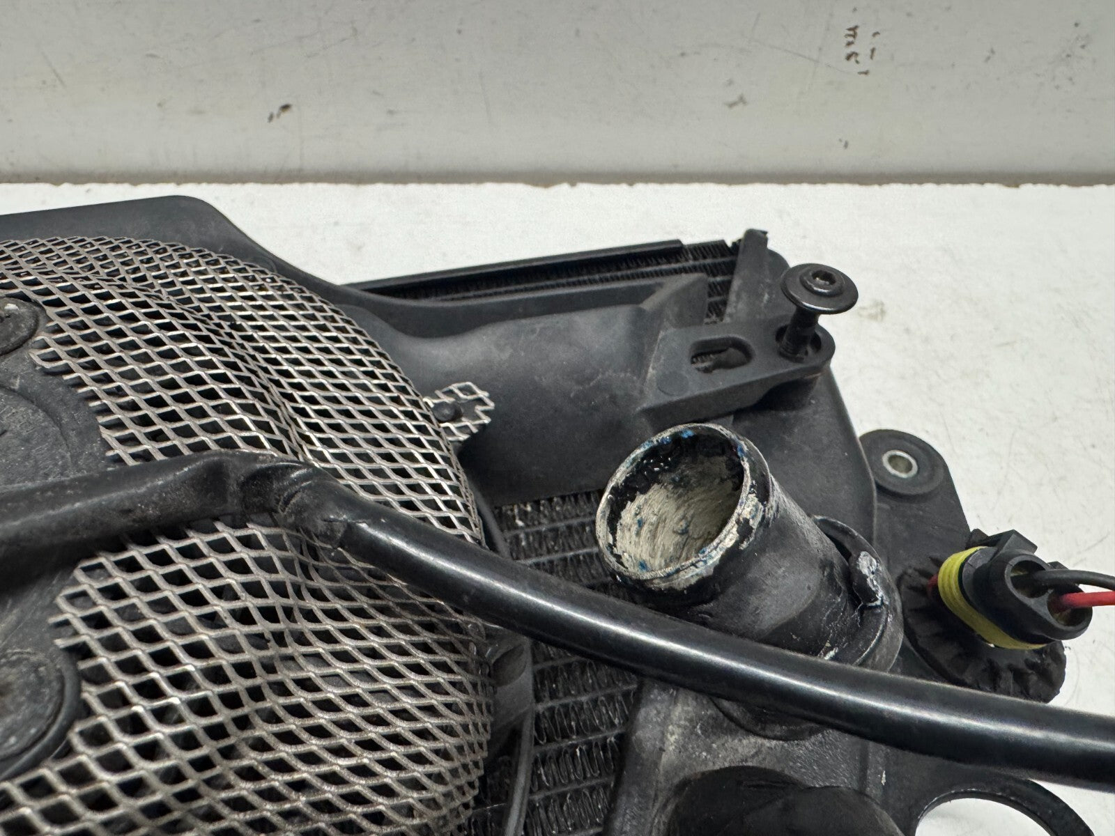 Right Radiator + Fan Ducati 1200 Diavel 2011 (2011 - 2014)