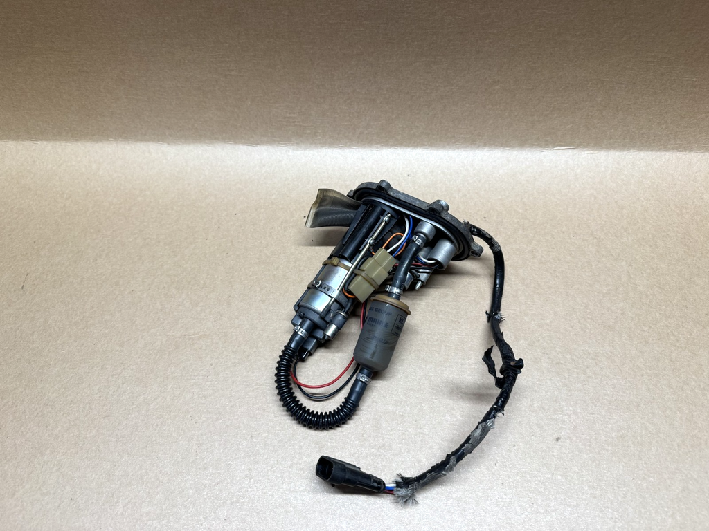 Ducati Hypermotard 1100 S 2007 Fuel Pump