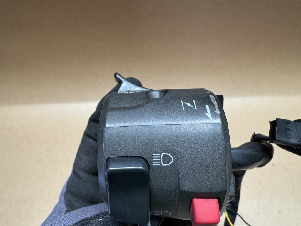 Yamaha XJR 1300 2005 (2000 - 2006) Left Switchgear