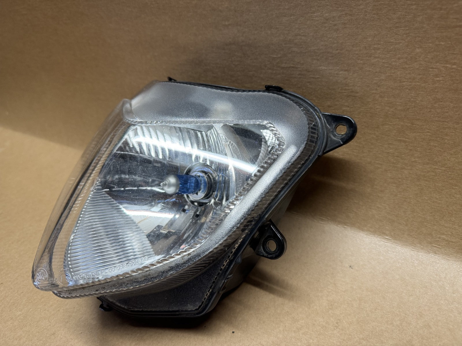 Ducati Hypermotard 1100 S 2007 Headlight