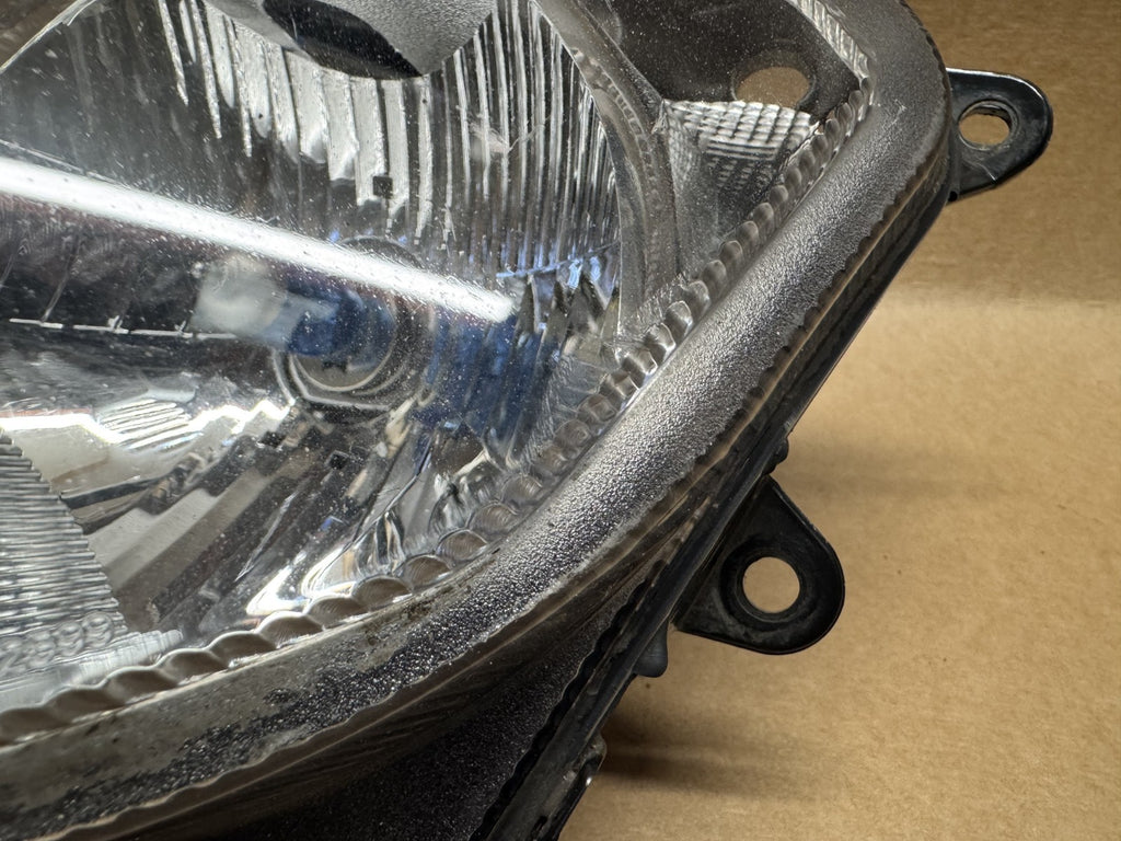 Ducati Hypermotard 1100 S 2007 Headlight
