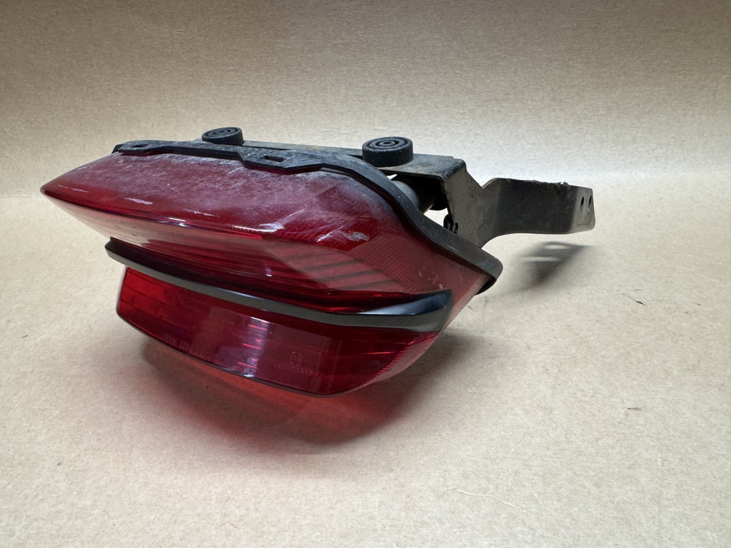 Yamaha XJR 1300 2005 (2000 - 2006 Rear Brake Light & Bracket
