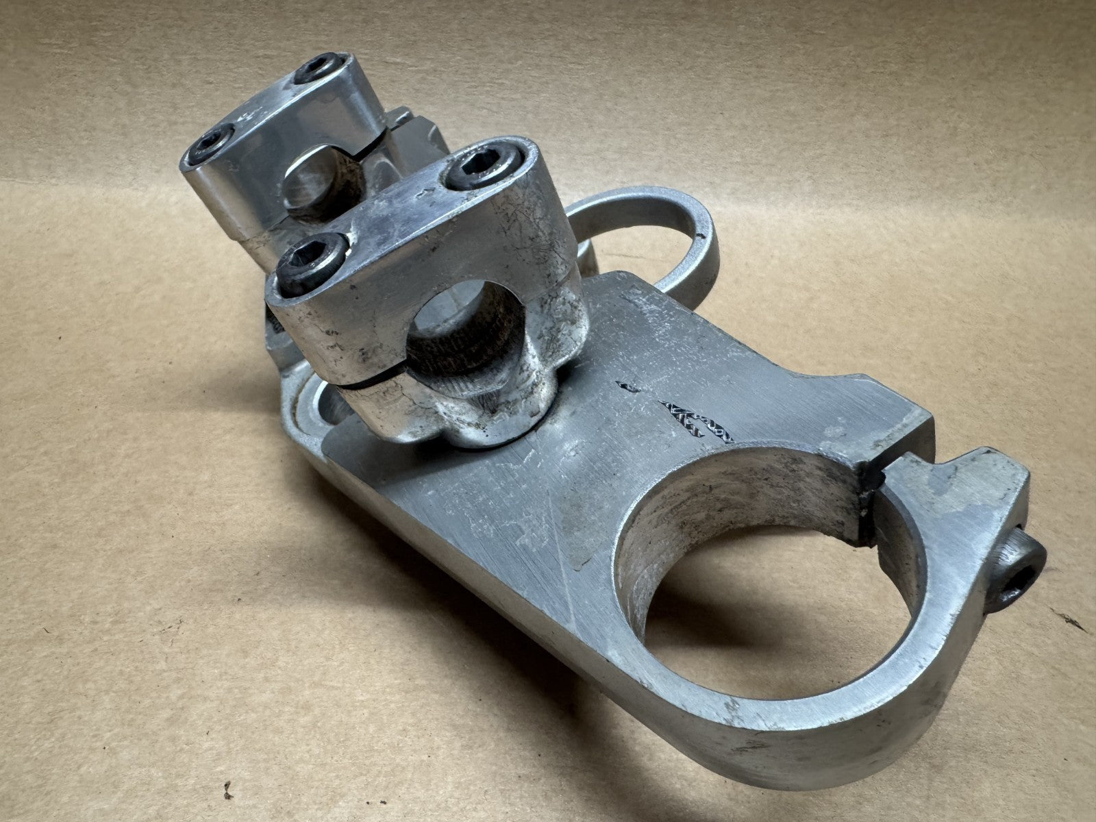 Yamaha XJR 1300 2005 (2000 - 2006) Top Yoke