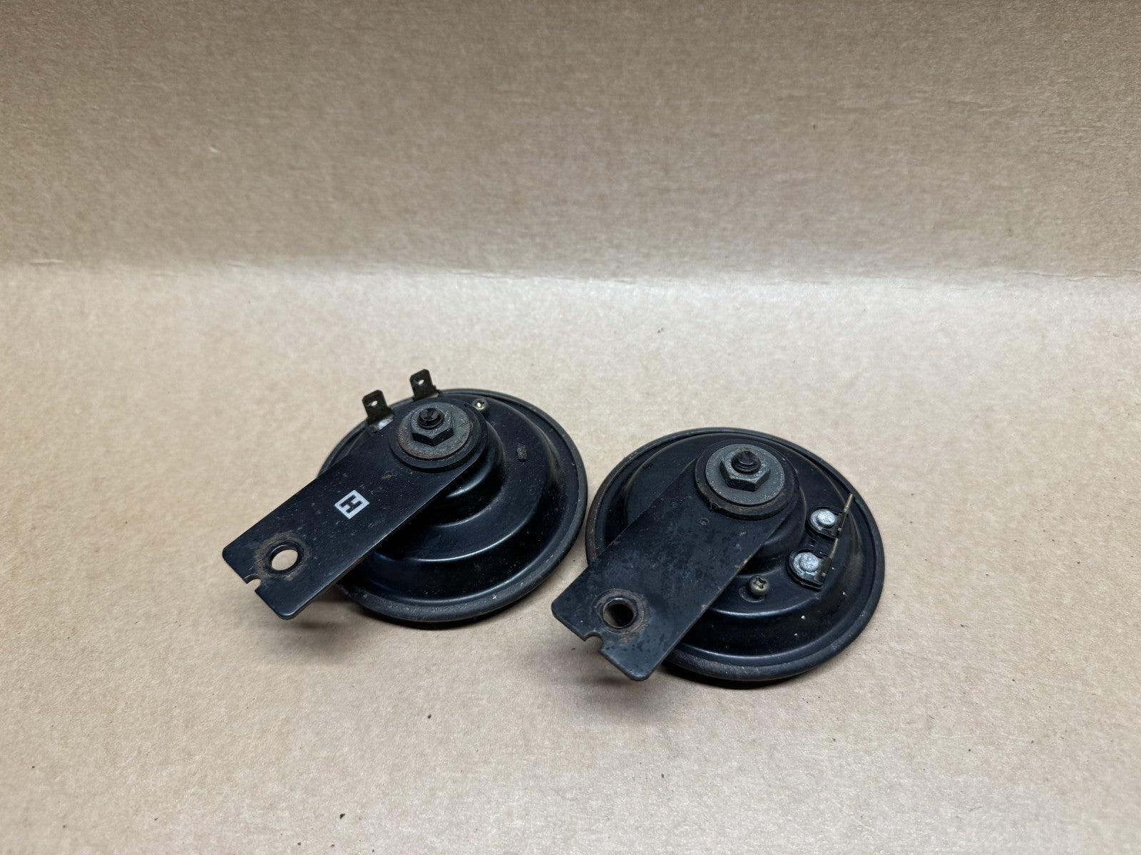 Yamaha XJR 1300 2005 (2000 - 2006) Horn x2
