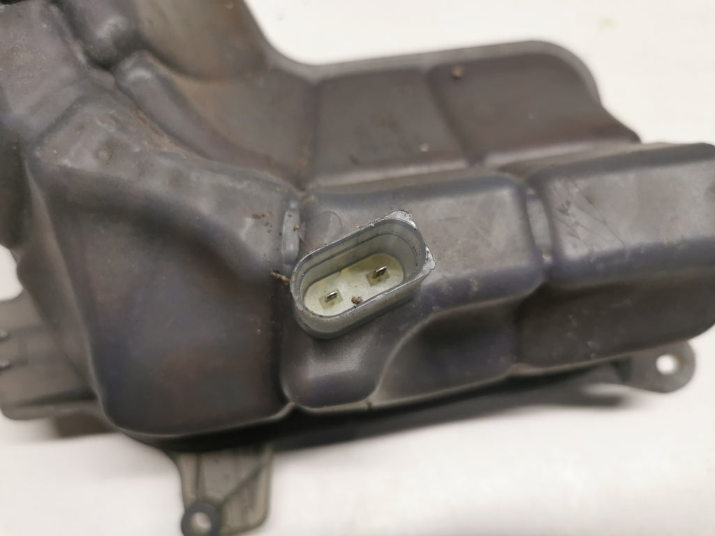 Audi A6 C5 Coolant Expansion Tank Coolant Tank 8E0121403D