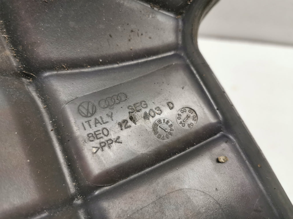 Audi A6 C5 Coolant Expansion Tank Coolant Tank 8E0121403D