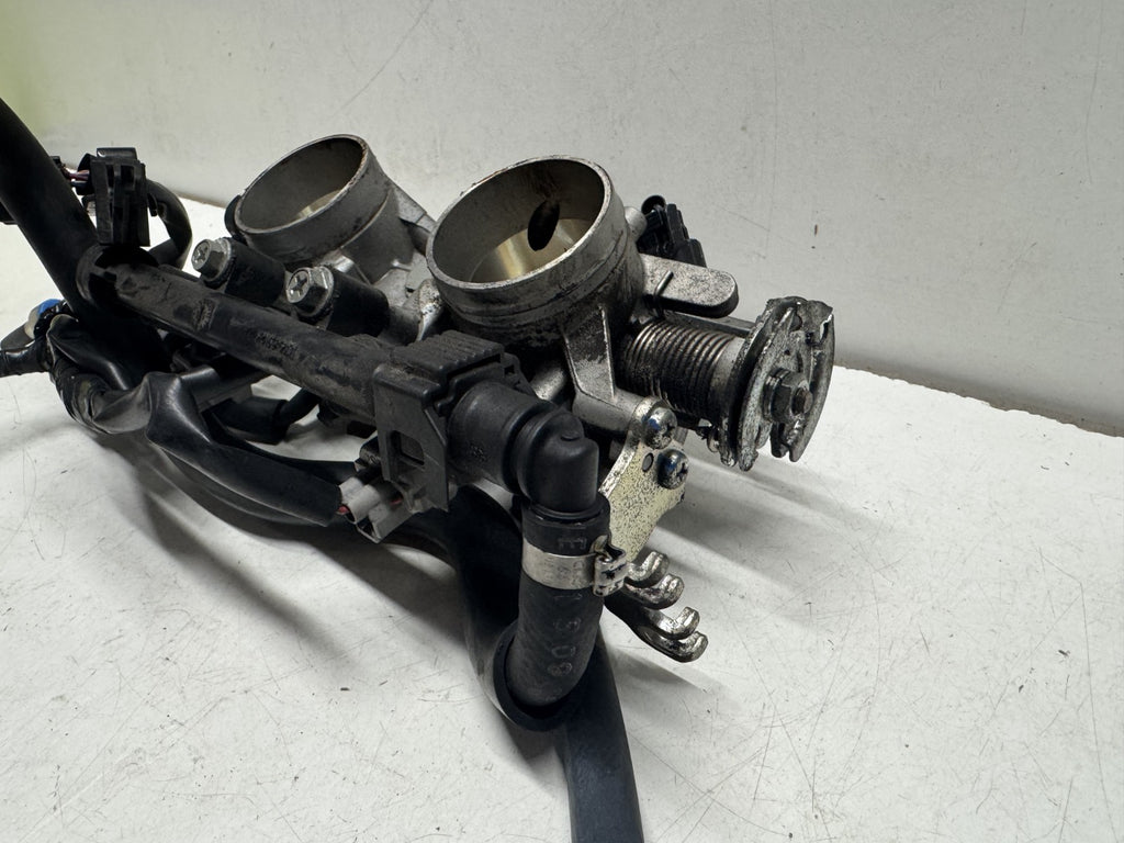 Yamaha MT-07 2016 Throttle Bodies with Wiring Loom