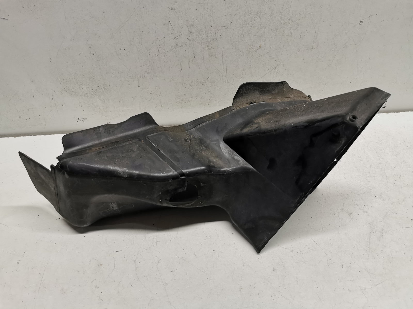 Air duct intercooler right Audi A6 S6 C5 4B LLK 4B0117336E