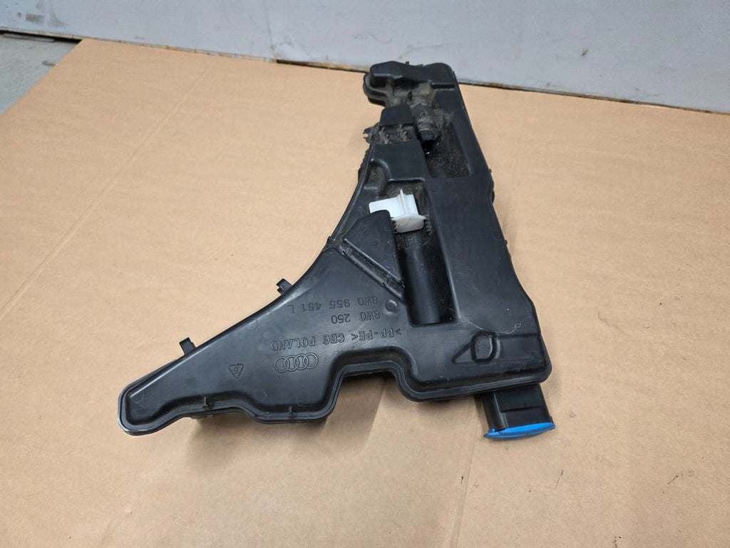 2018 Audi S4 A4 B9 - OEM Windscreen Washer Bottle 8w0955451L