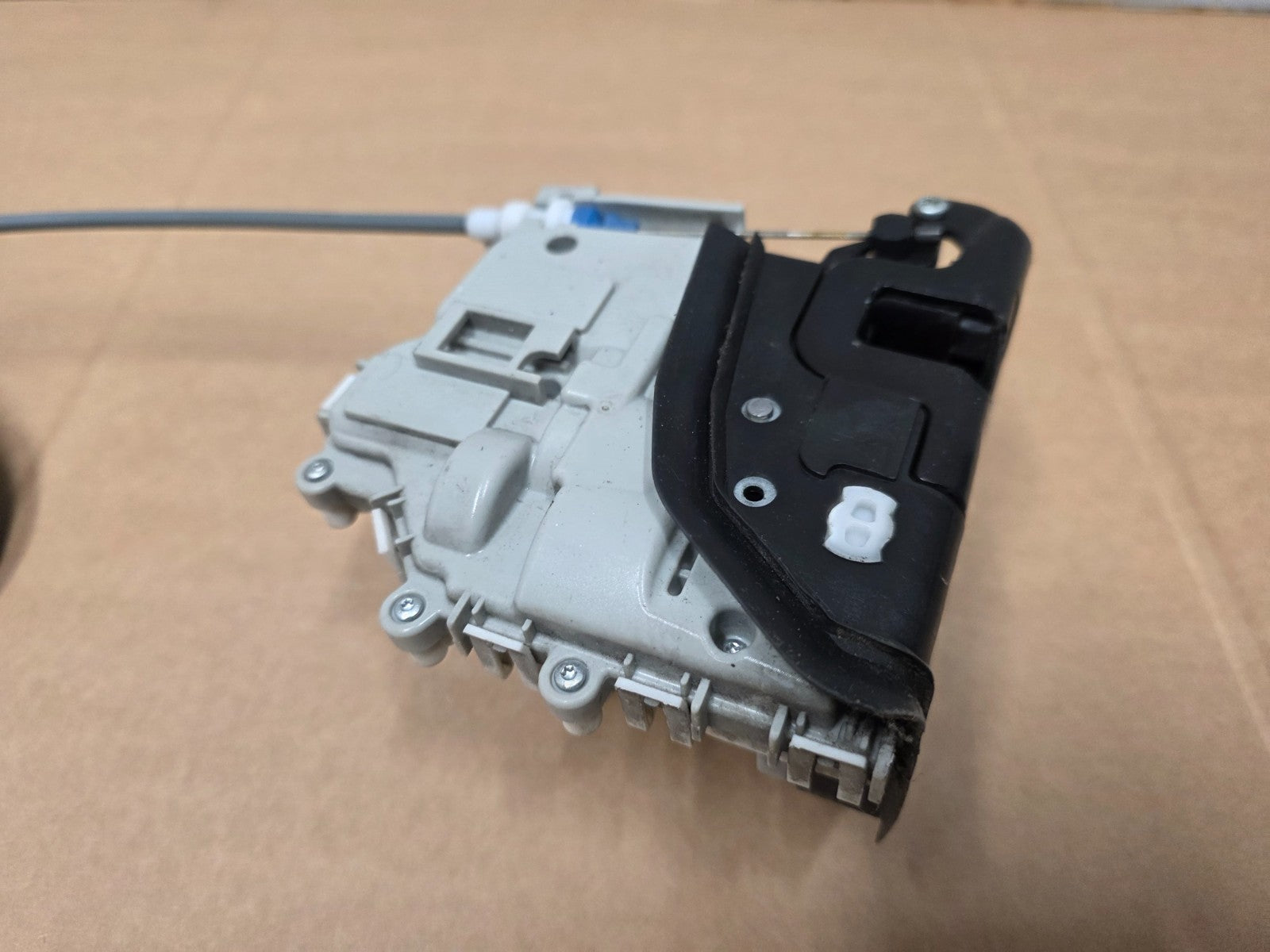 2018 Audi S4 A4 - Front Left Passenger Door Lock 8X2837015