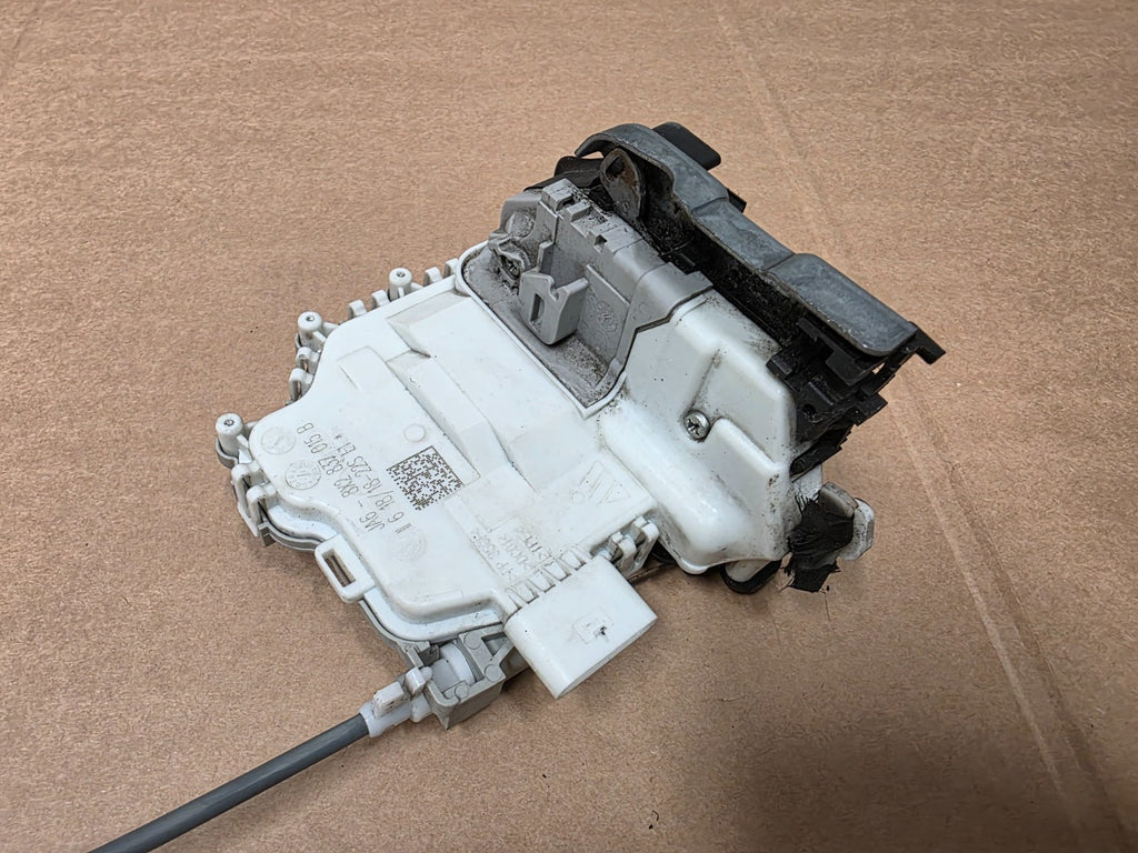 2018 Audi S4 A4 - Front Left Passenger Door Lock 8X2837015