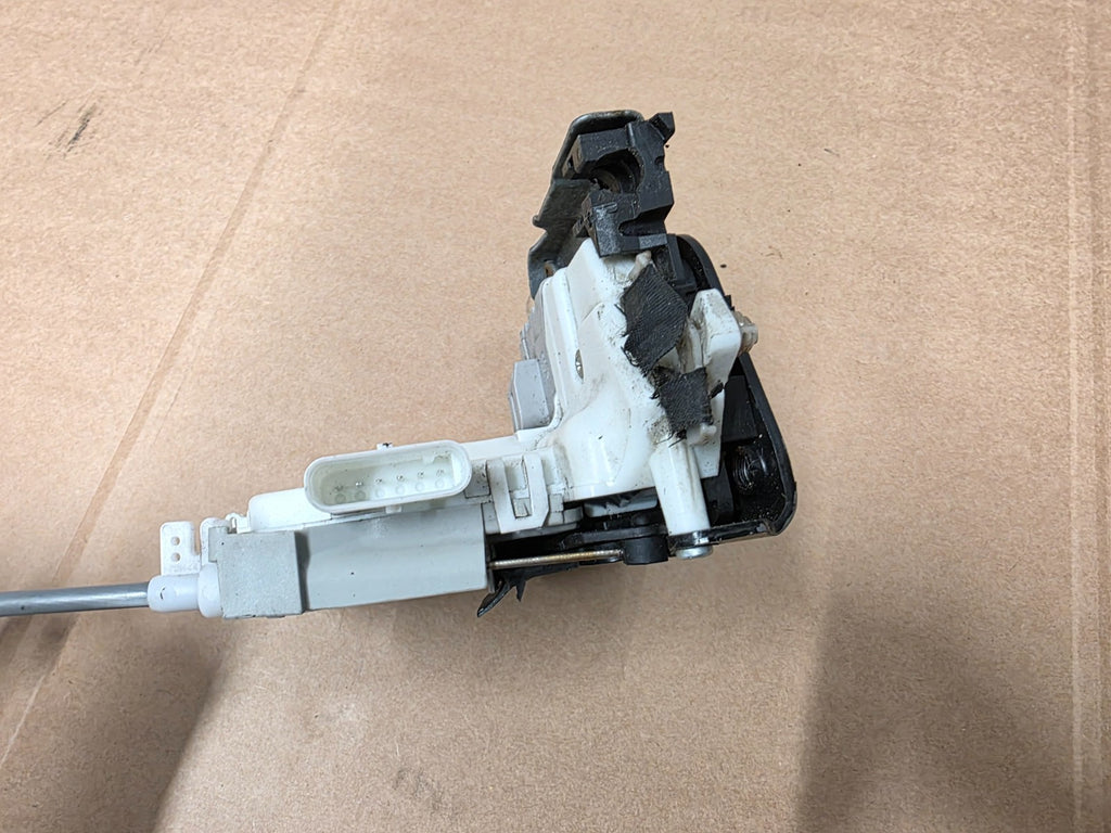 2018 Audi S4 A4 - Front Left Passenger Door Lock 8X2837015
