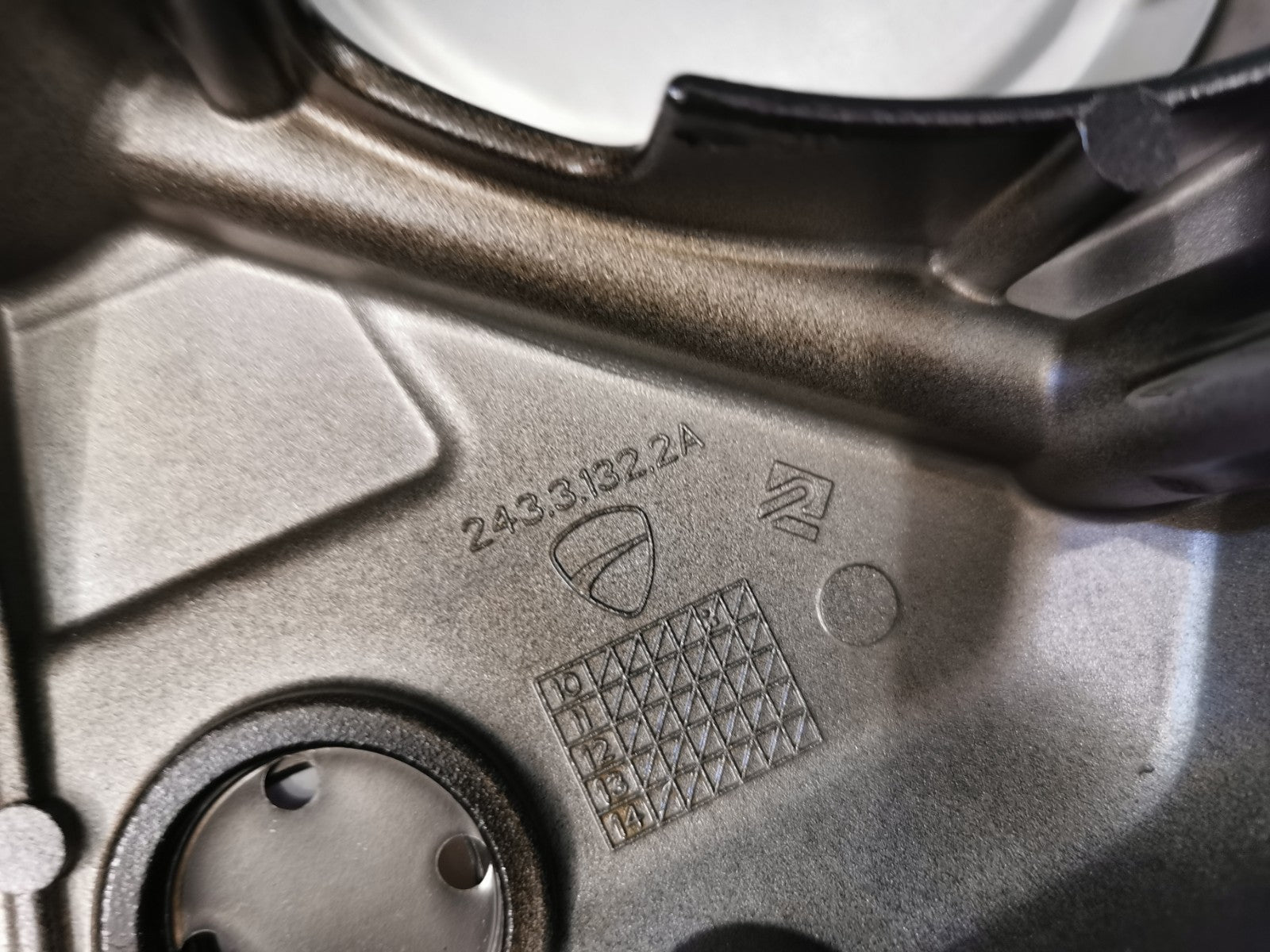 Engine Clutch Cover Ducati 1200 Diavel 2011 (Multistrada)
