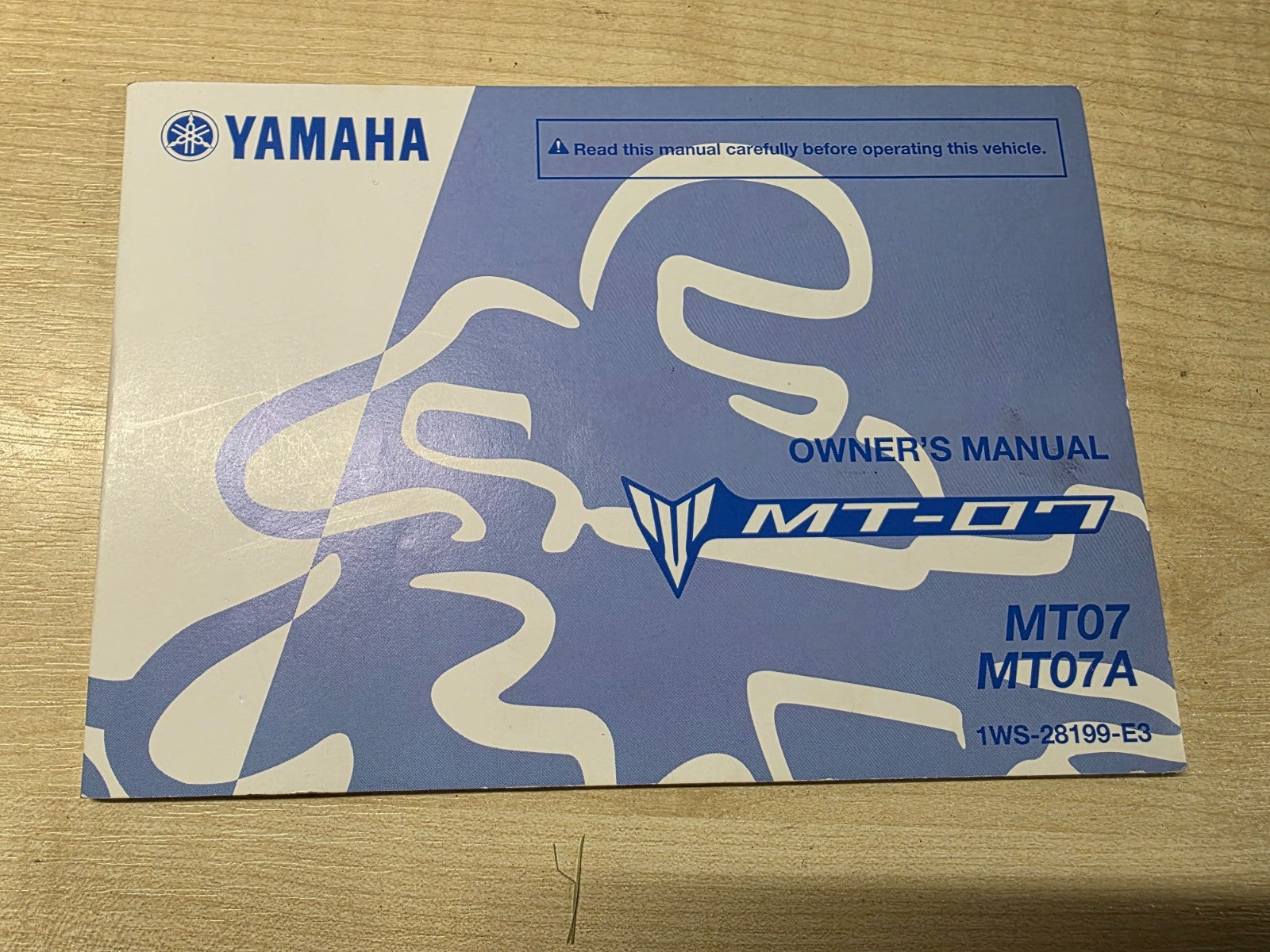 Yamaha MT 07 2016 - Genuine Owners Manual 1WS2819E3