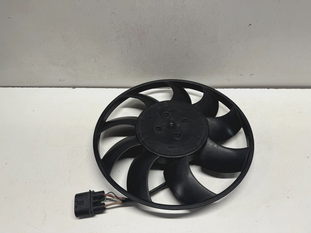 AUDI A4 B9 S4 RADIATOR COOLING FAN MOTOR 8W0959455B
