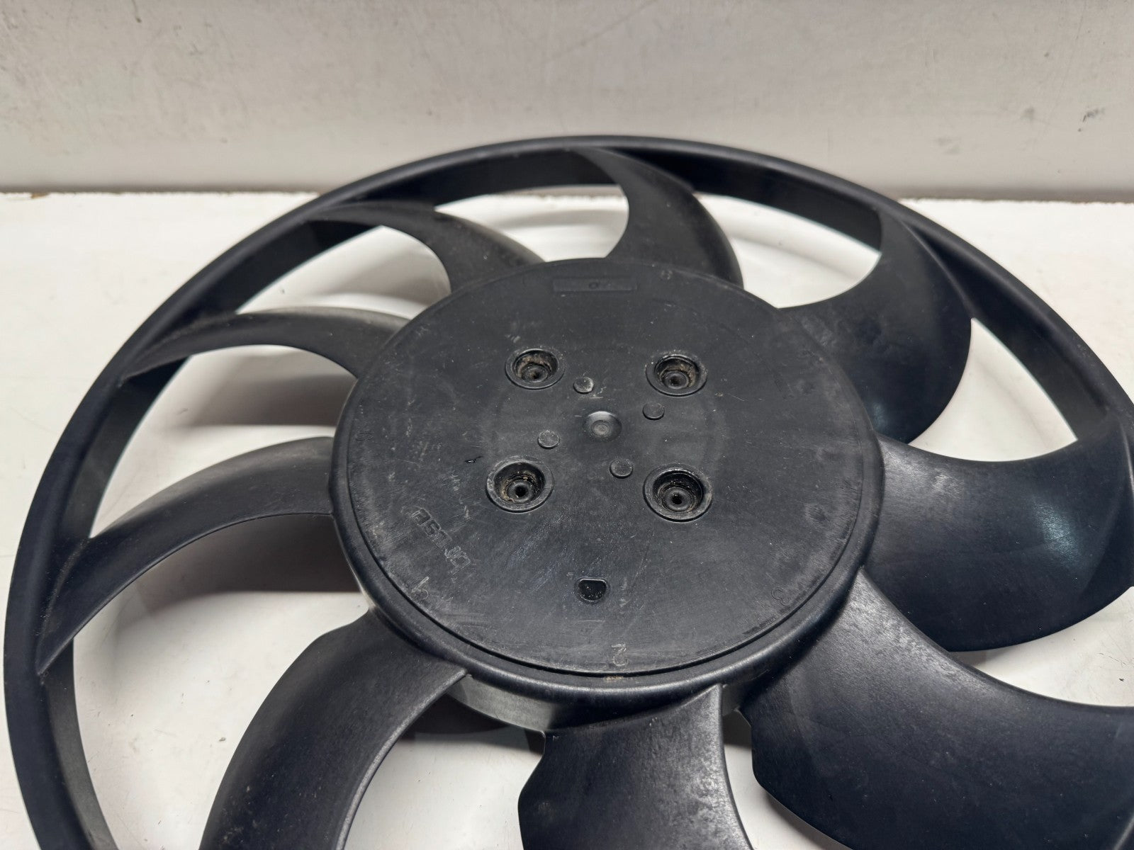 AUDI A4 B9 S4 RADIATOR COOLING FAN MOTOR 8W0959455B