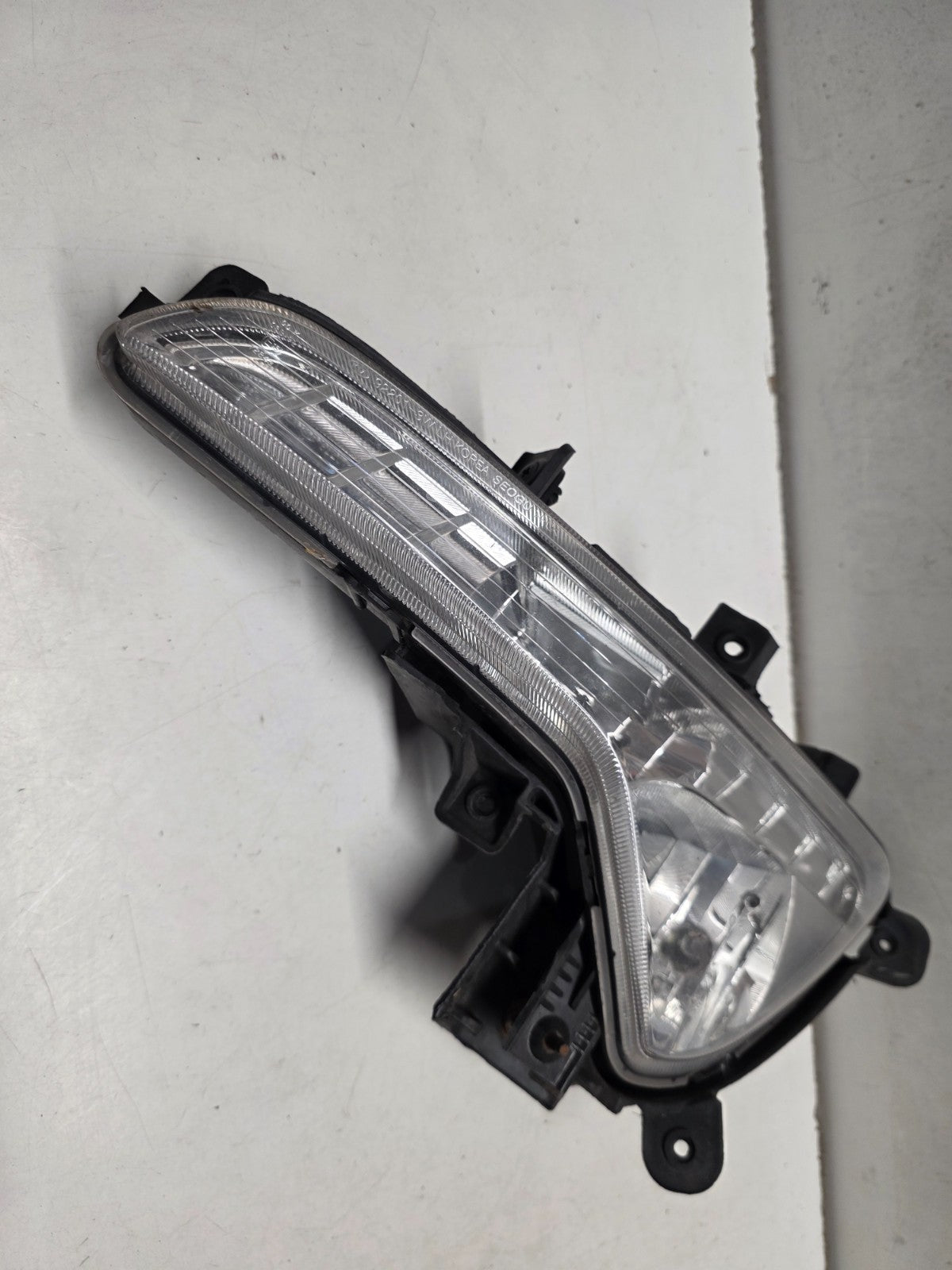 10-16 KIA SPORTAGE MK3 PASSENGER NEAR SIDE FRONT BUMPER FOG LIGHT 922013w200