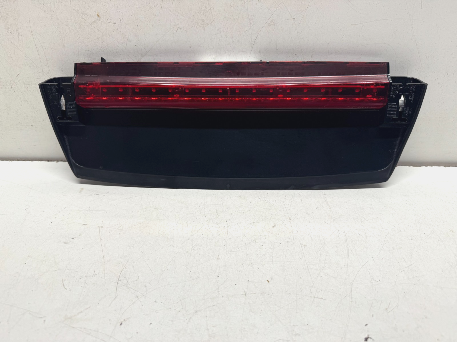 AUDI A4 S4 B9 REAR BRAKE LIGHT THIRD BRAKE LIGHT 8W5945097