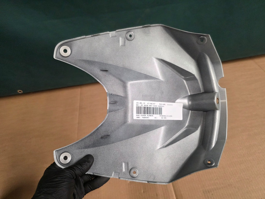 2009 - 2014 BMW S1000RR GEN 1 & 2- OEM Fuel Tank Fairing Cowl Cover 7689947
