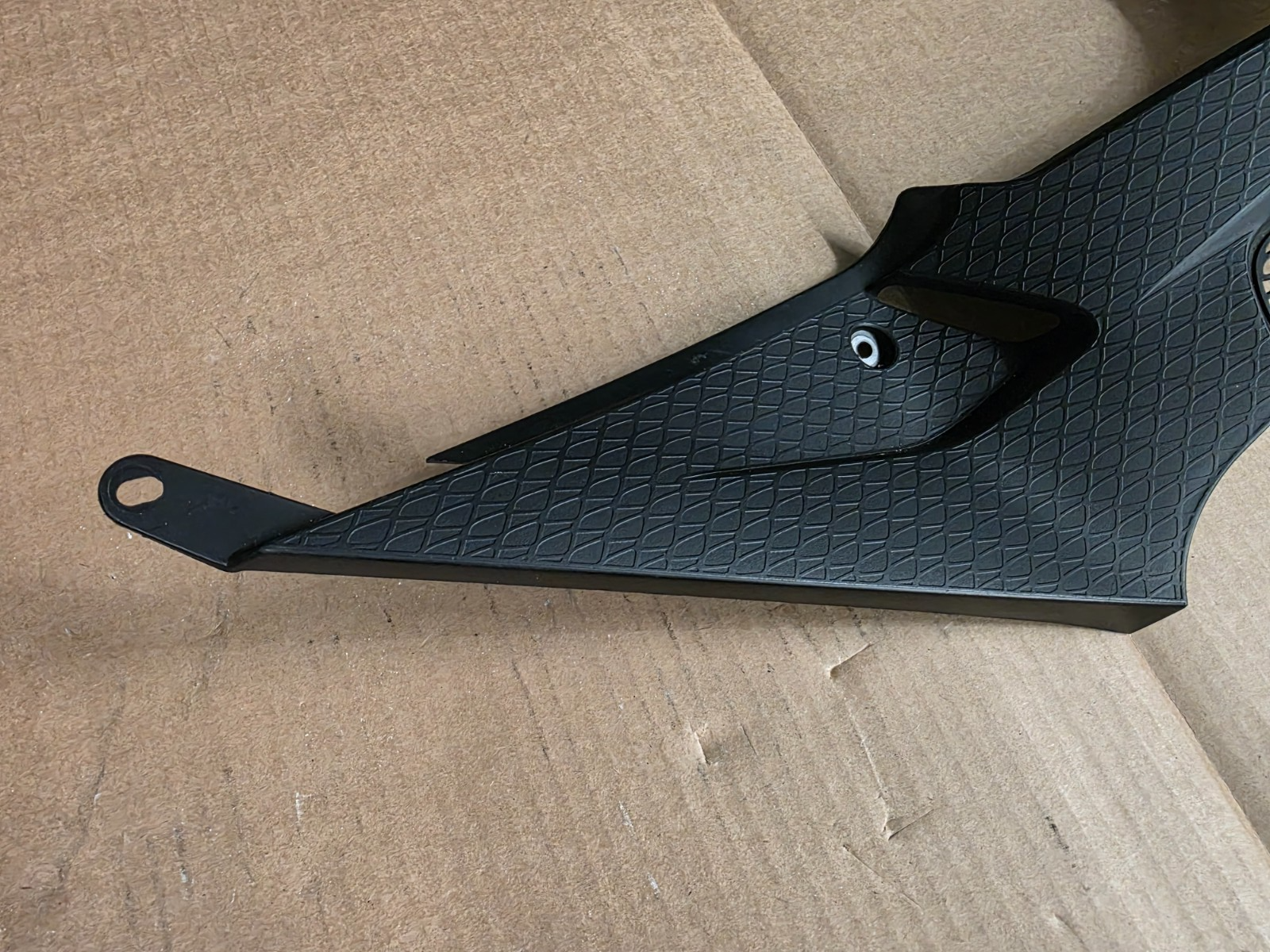 2010 BMW S1000RR - OEM Right Tank Infill Cover 7715926