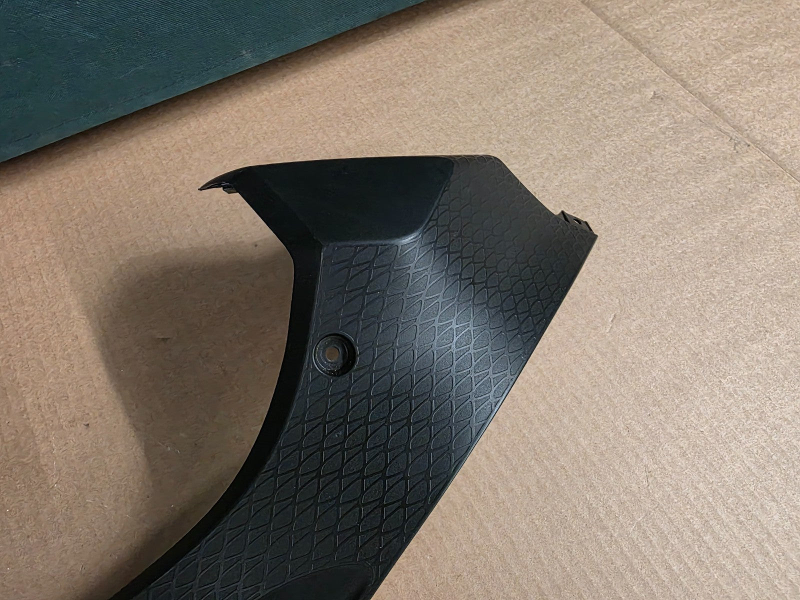 2010 BMW S1000RR - OEM Right Tank Infill Cover 7715926