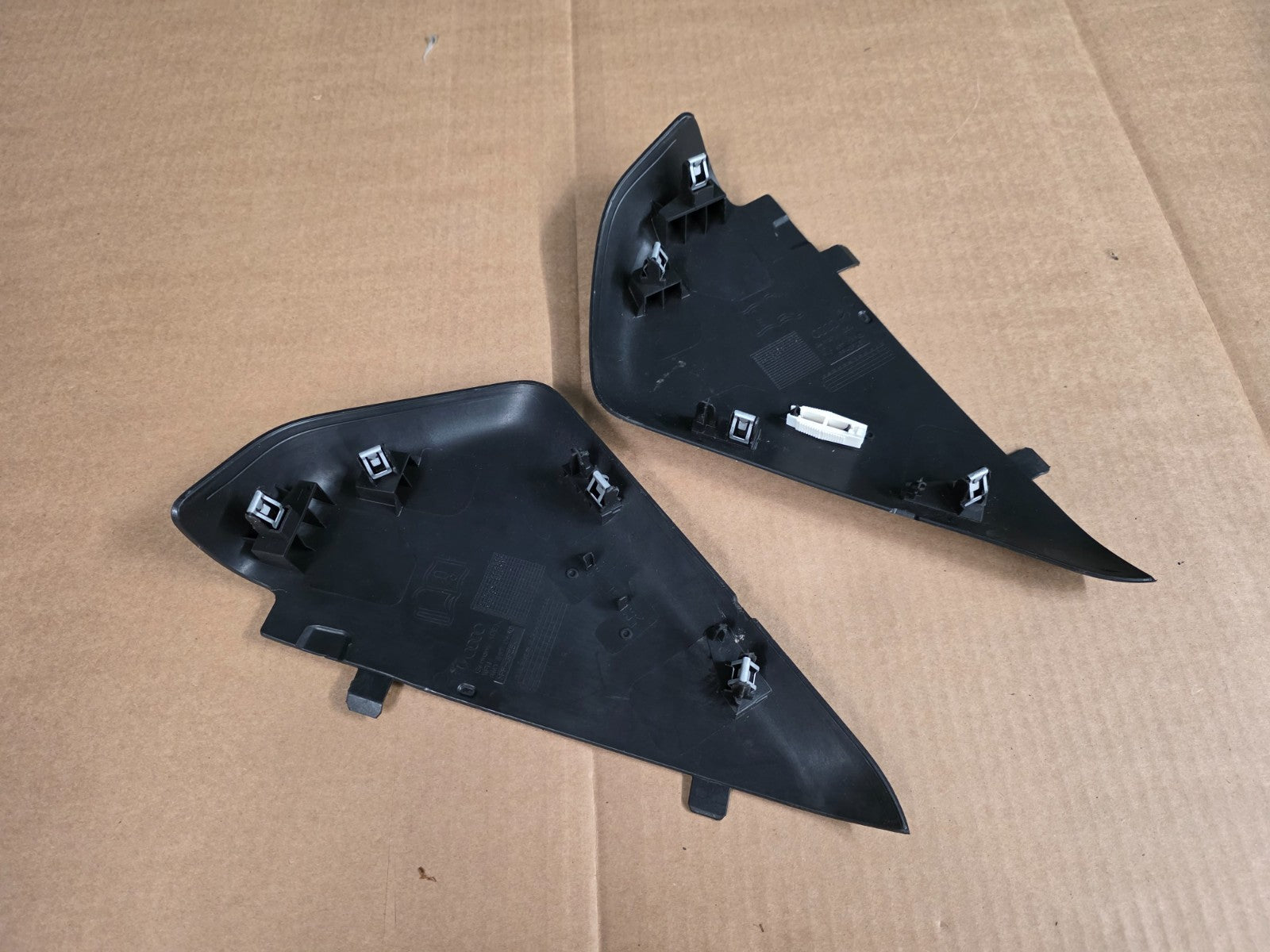 AUDI A4 S4 B9 DASHBOARD END TRIM COVER Right + Left SIDE 8W0857086A 2016