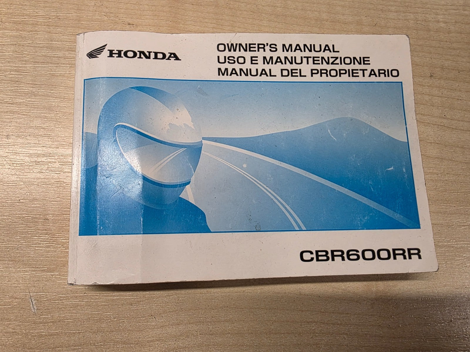 2005 - 2006 Honda CBR 600 RR - Genuine Owners Manual 37MEE620