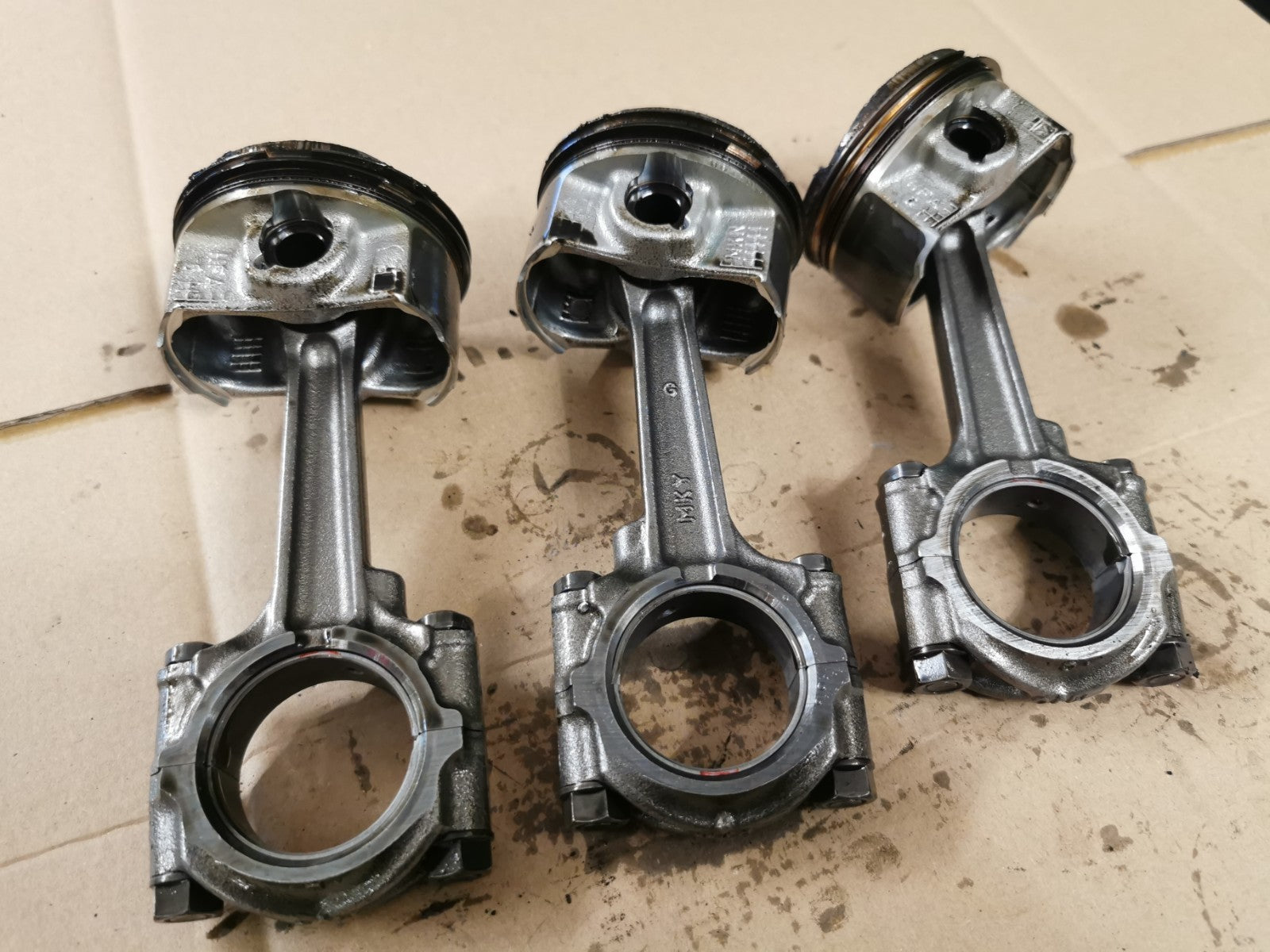 3x Piston Connecting Rod (Conrod) Assembly Honda CBR 650R 2019