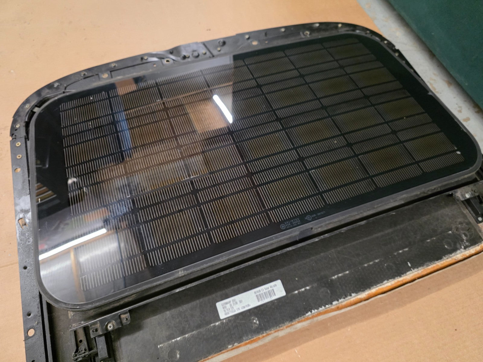Audi A6 S6 C5 Avant - WEBASTO Sunroof Solar Panel 4B9 877 041  (please read)