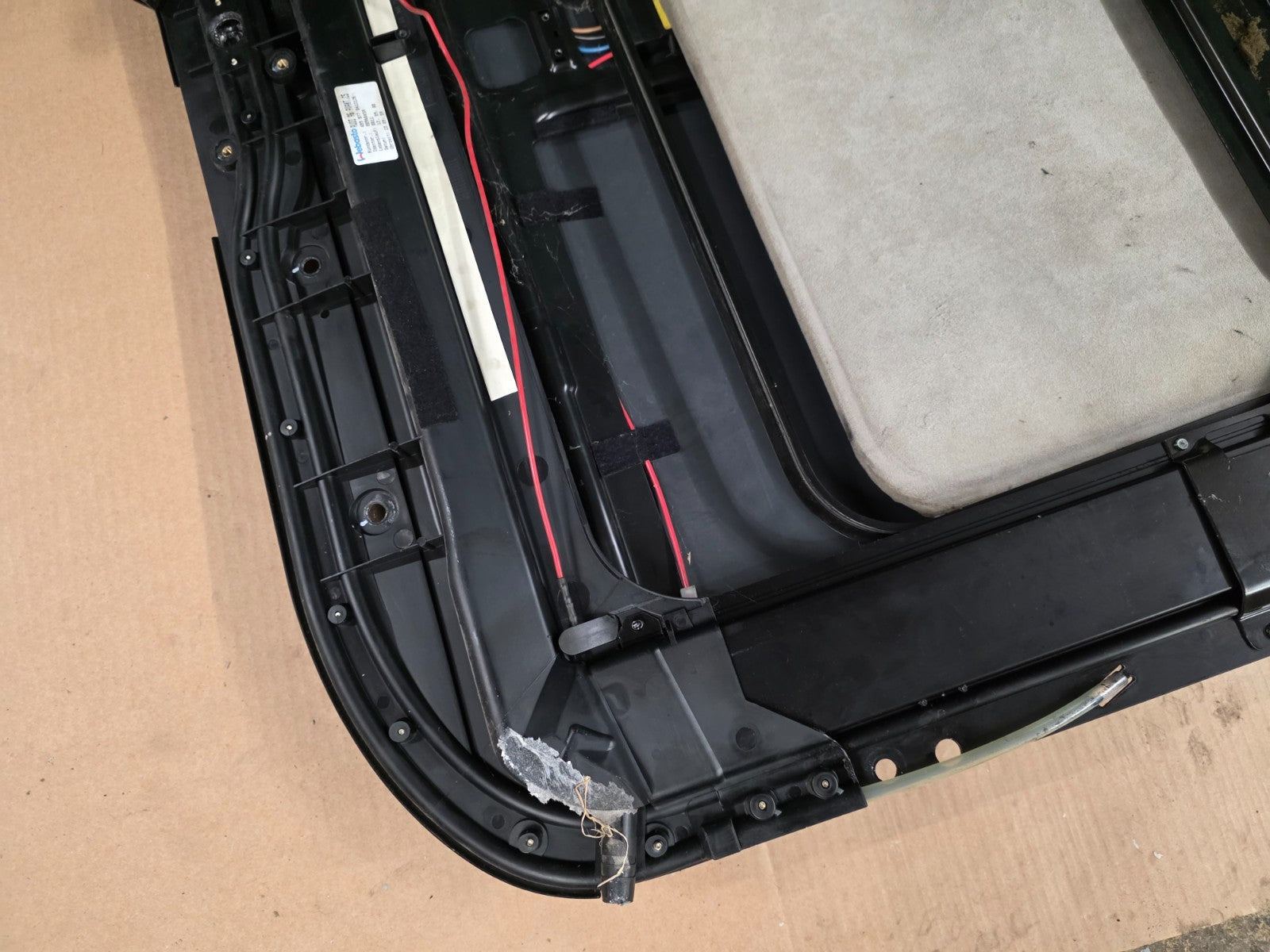 Audi A6 S6 C5 Avant - WEBASTO Sunroof Solar Panel 4B9 877 041  (please read)