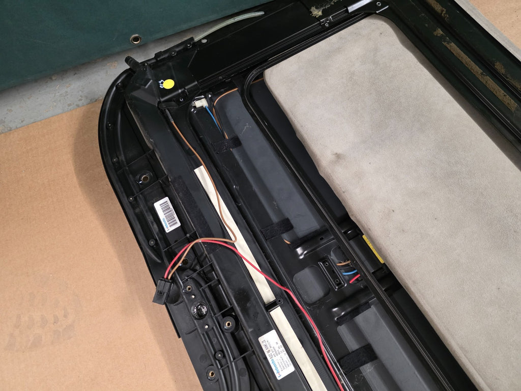 Audi A6 S6 C5 Avant - WEBASTO Sunroof Solar Panel 4B9 877 041  (please read)