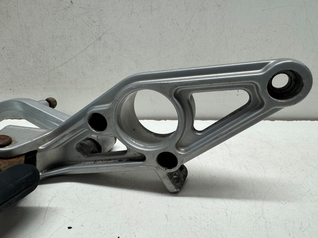 Front Left Footrest Assembly BMW R1150GS 2001