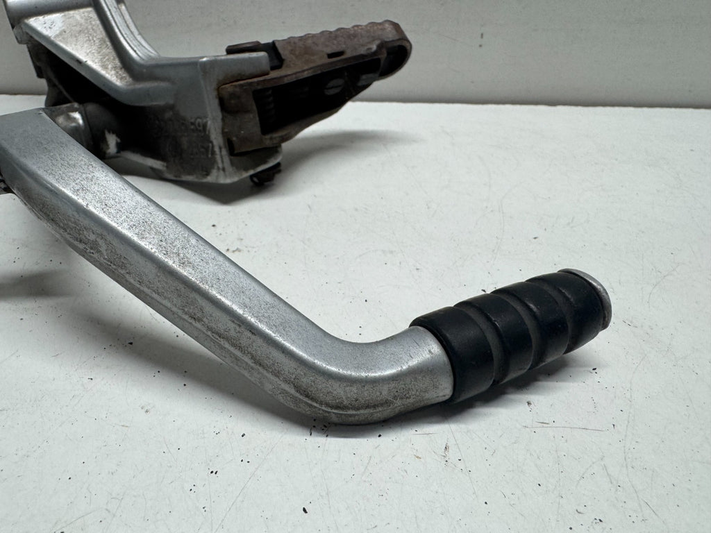 Front Left Footrest Assembly BMW R1150GS 2001
