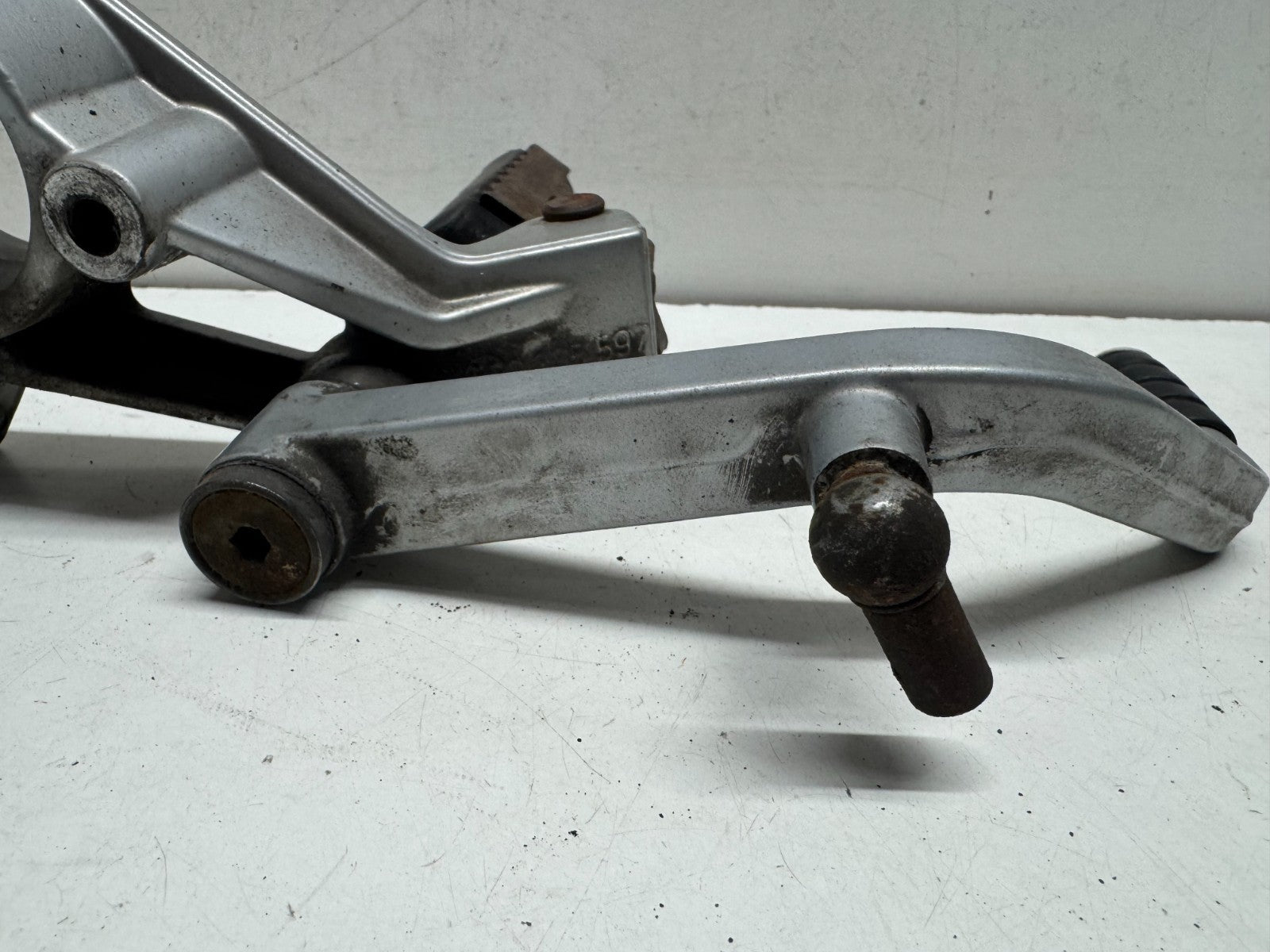 Front Left Footrest Assembly BMW R1150GS 2001