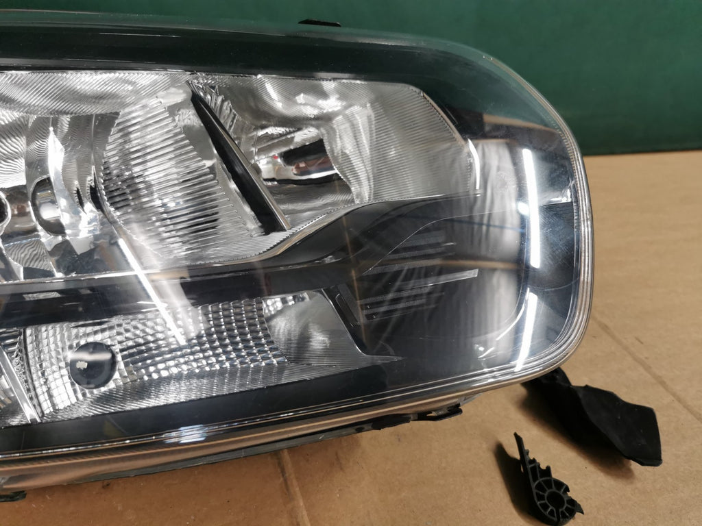 FORD TRANSIT O/S RIGHT DRIVER SIDE HEADLIGHT 2018-2024 GK31-13W029-AB